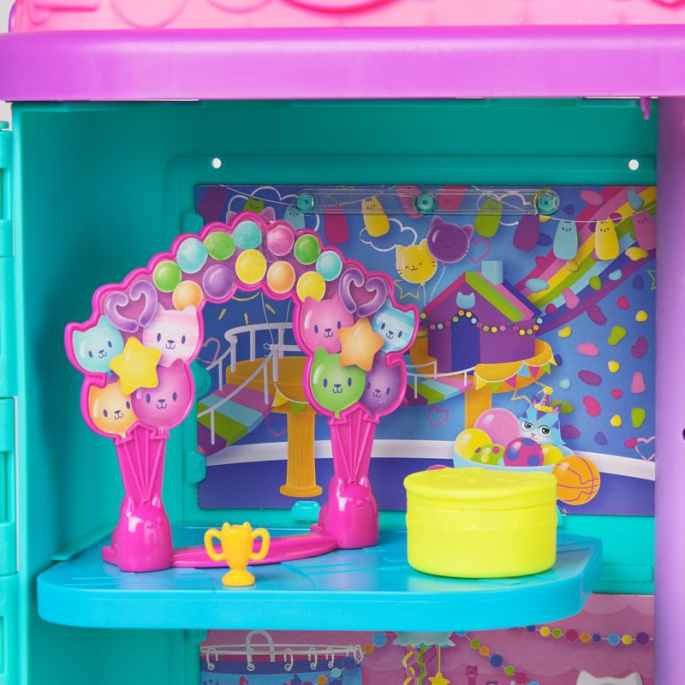 Голям празничен дом на Gabby's Dollhouse