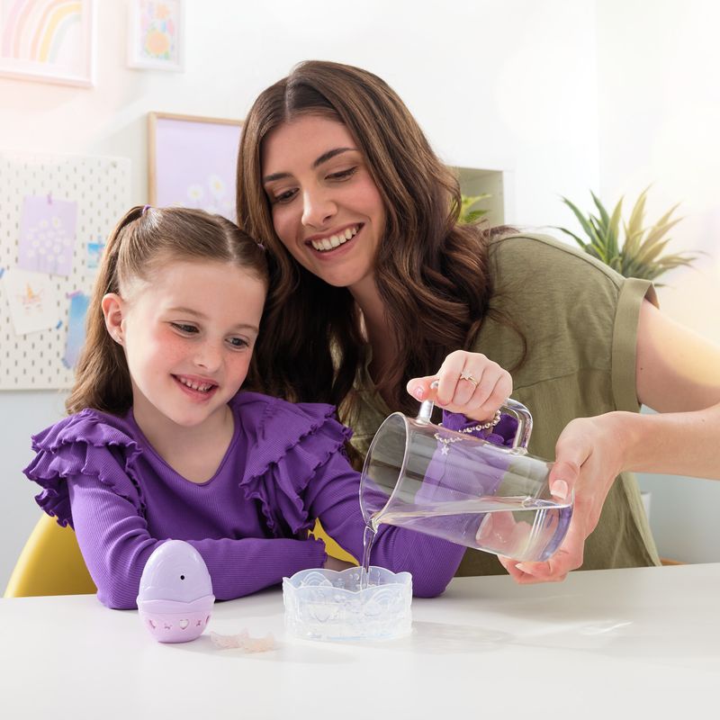 Hatchimals пакетче, пълно с изненади