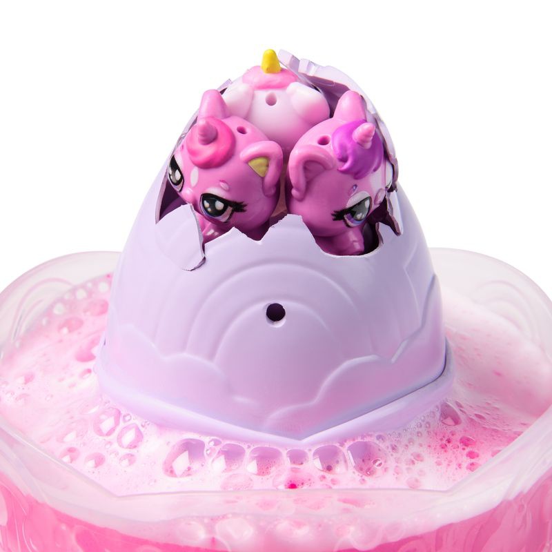 Hatchimals пакетче, пълно с изненади