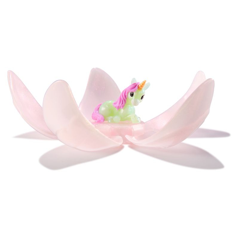 Академия за еднорози колекционерски фигурки в цвете