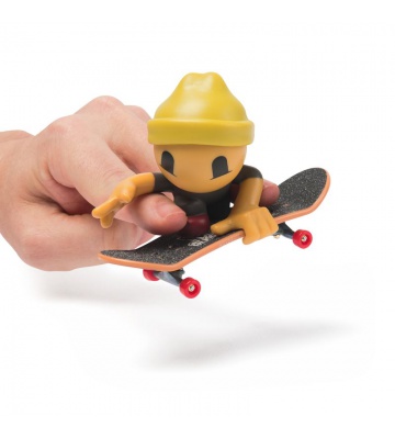 Tech Deck SK8 Crew fingerboard с фигурка с жълта шапка
