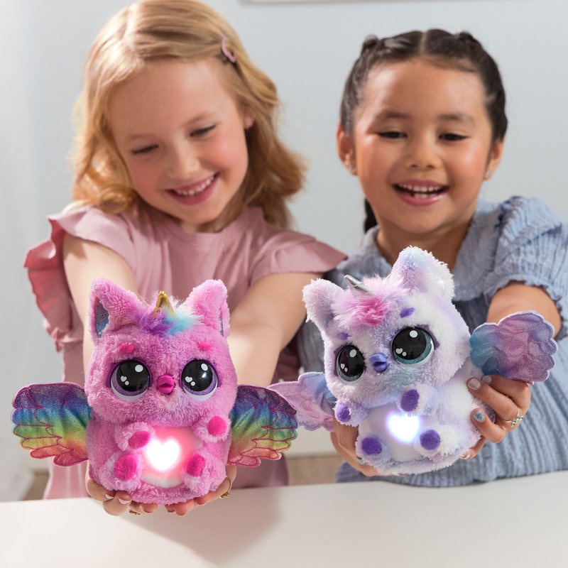 Hatchimals люпещо се интерактивно животинче еднорог