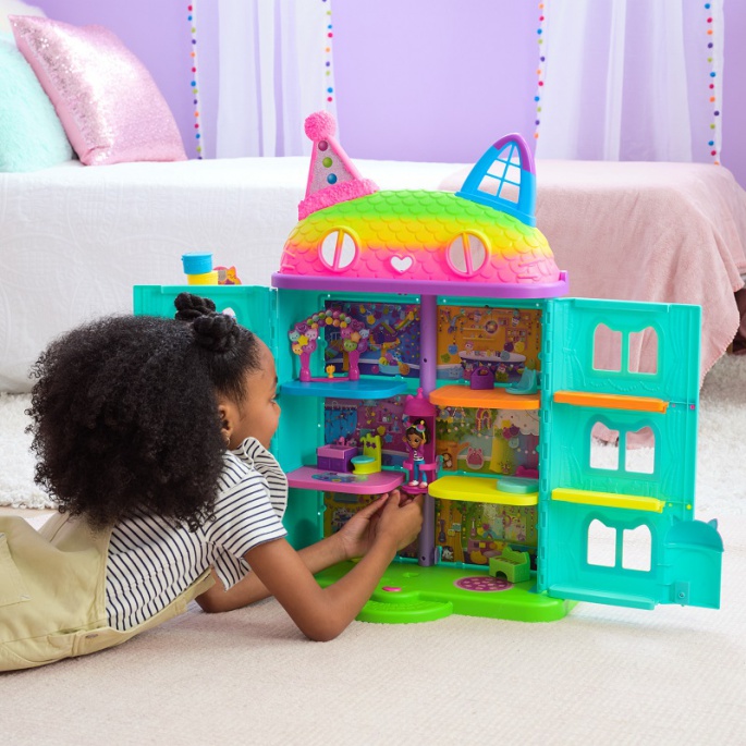 Голям празничен дом на Gabby's Dollhouse