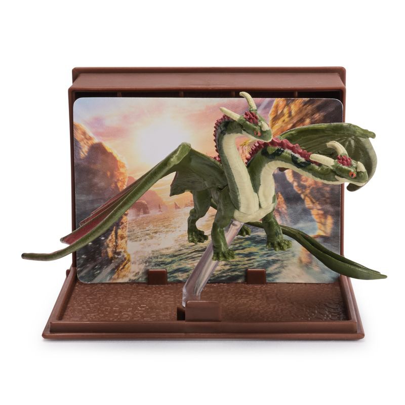 Фигурка с карти от филма Как да си дресираш дракон в книга на драконите