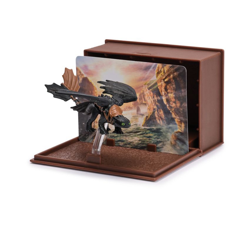 Фигурка с карти от филма Как да си дресираш дракон в книга на драконите