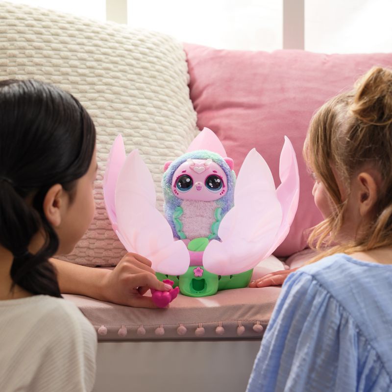 Hatchimals Bloomables пъпка с изненада котенца