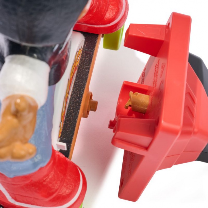 Tech Deck SK8 Crew скейтър
