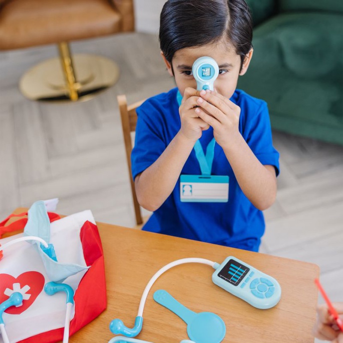 Melissa & Doug hra na doktora