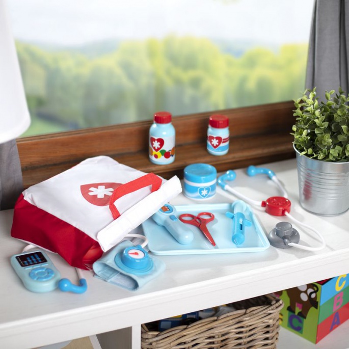 Melissa & Doug hra na doktora