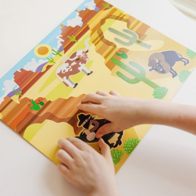 Melissa & Doug samolepky opakovaně použitelné s podložkou - dobrodružství