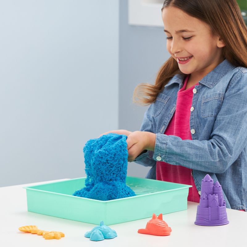 Kinetic Sand кутия с подложка синьо