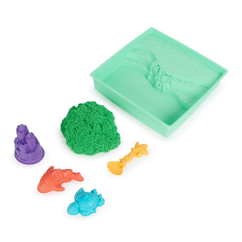 Kinetic Sand кутия с течен пясък и зелена подложка