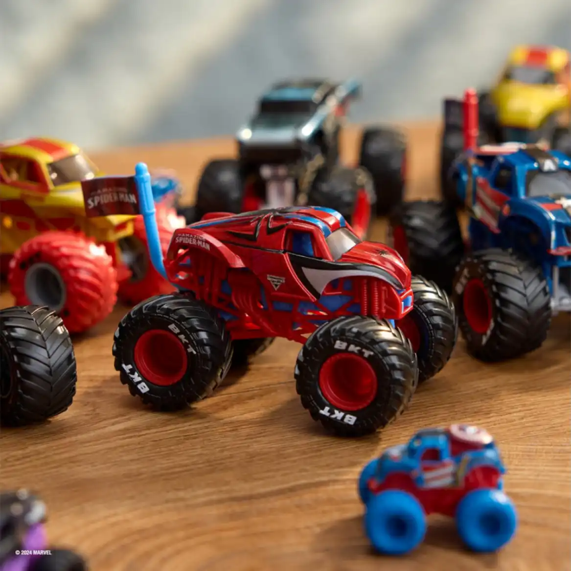 Организирайте незабравимо Monster Jam парти с приятели.