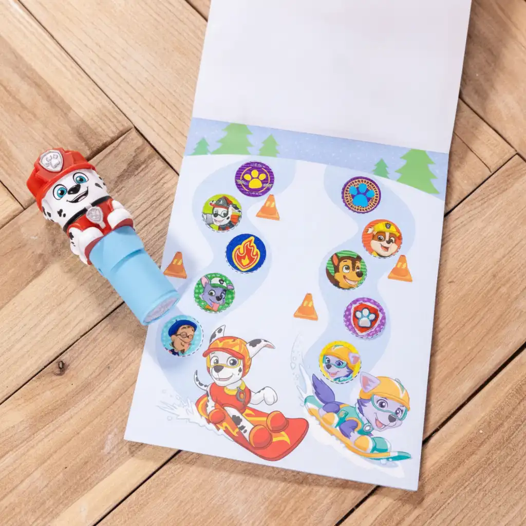 Върховото Метал качество и детайлна изработка на креативния комплект Sticker WOW.
