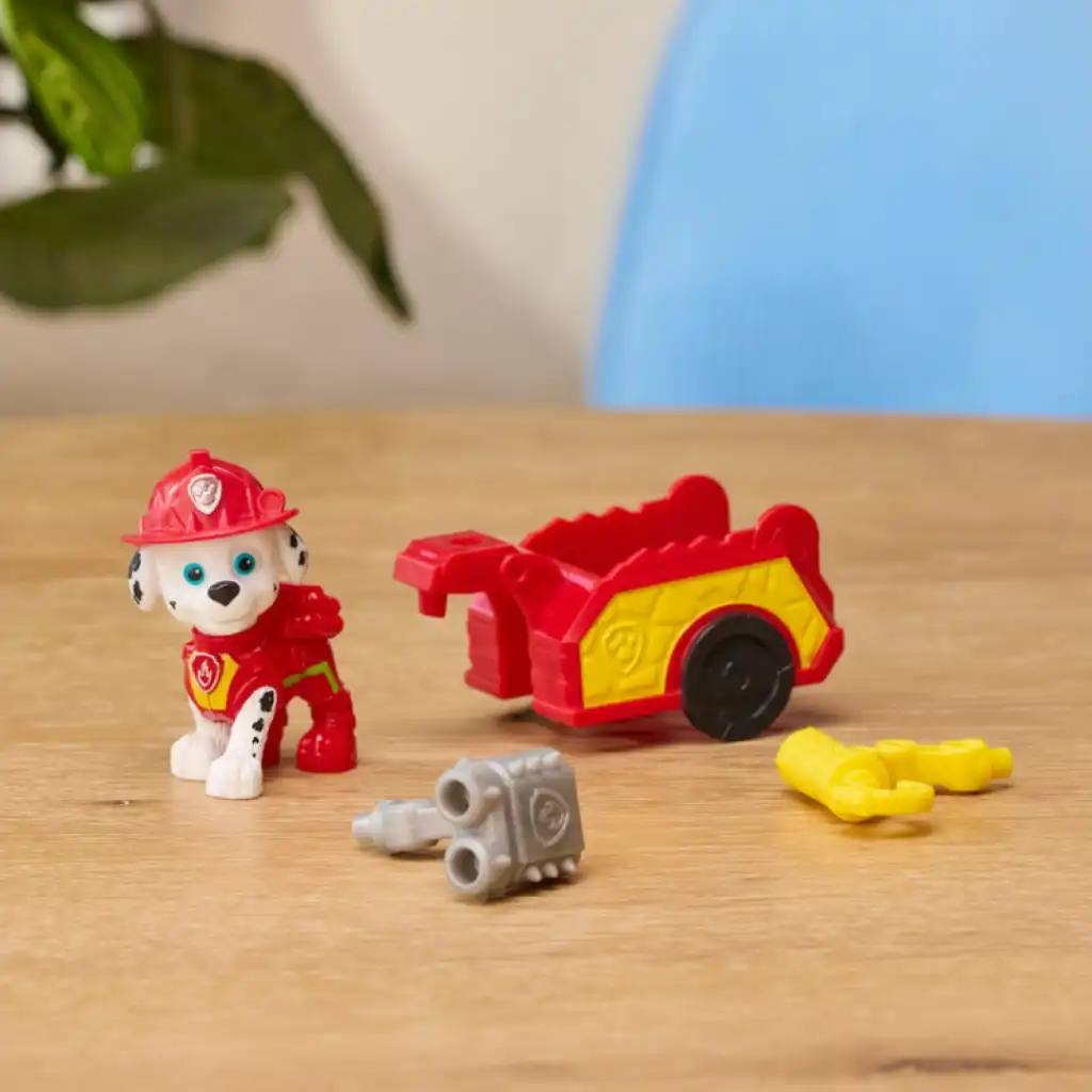 Здрава играчка, проектирана за безопасна и продължителна игра.